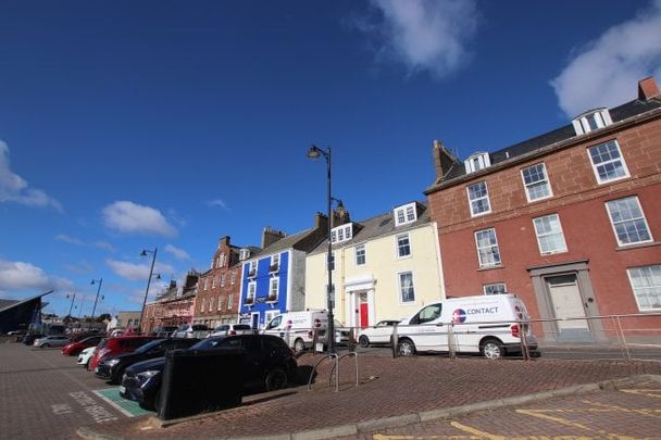 3 Shore, Arbroath - Photo 1