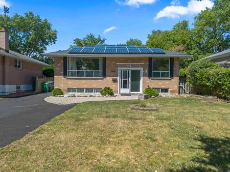 For Lease - 2749 Truscott Drive, Mississauga, Ontario - Photo 3