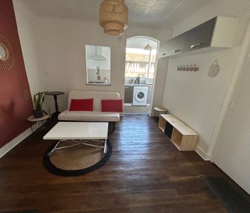 Location Appartement T2 Meublé - Grand Rue - Photo 1
