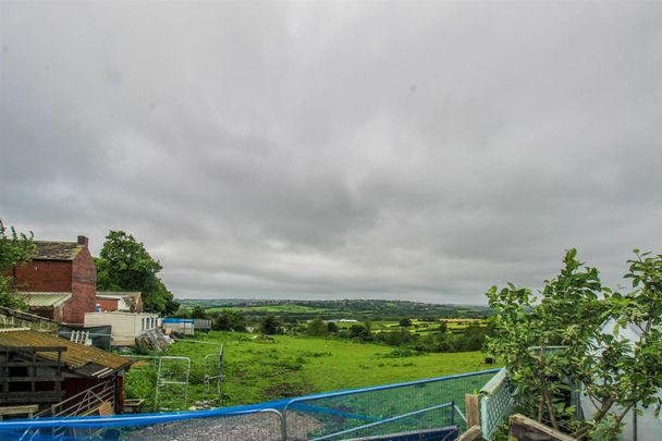 Dimple Gardens, Ossett - Photo 1