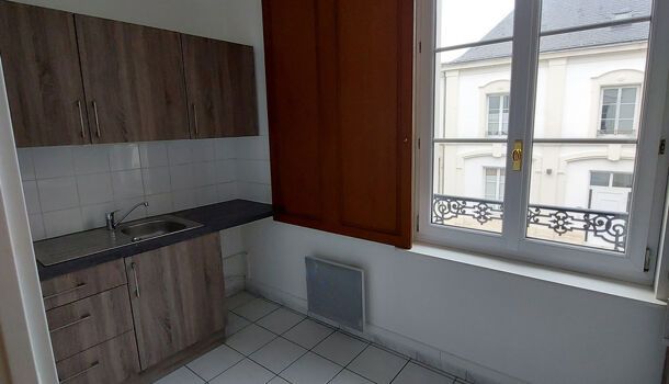 Appartement 3 pièces 59m2 REIMS 775 euros - Photo 1