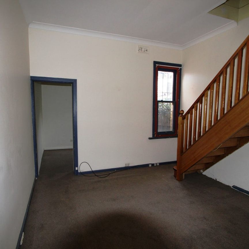 EXCELLENT LOCATION! - No Inpsections Until Further Notice - Photo 1