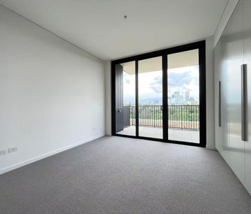 North-South Facing Penthouse with Dual Balconies | Light-Filled 3 B... - Photo 4