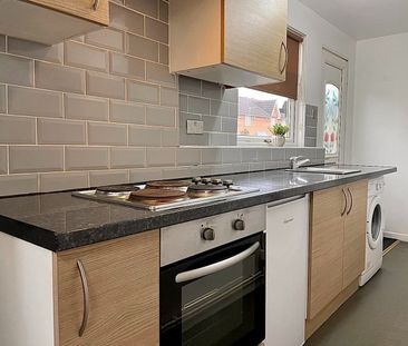 1 Bed Flat, Victoria Park Avenue, LS13 - Photo 1