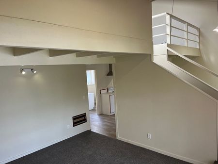 Charming 2BR Unit in Cambridge - Photo 4