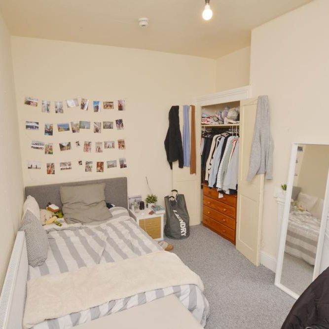 5 bedroom terraced house to rent - Photo 1