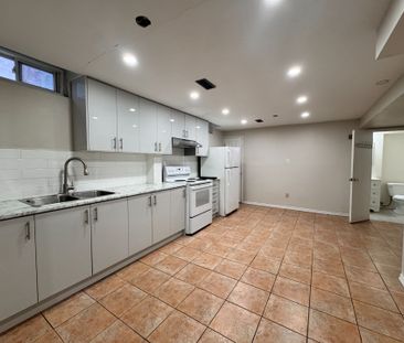 For Lease - 93 Tall Grass Trail, Vaughan, Ontario - Photo 3