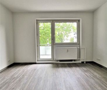 Frisch renovierte 2-Zi.-Whg. mit Tageslichtbad und neuer Einbauküche - Foto 2