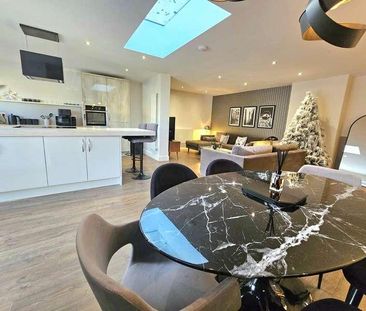 Avenue Road, Harold Wood, RM3 - Photo 2