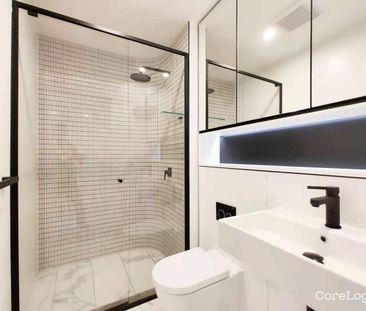 Oversized Two Bedroom | North Facing | Ample Courtyard - Photo 2