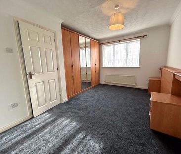 3 bedroom detached house to rent - Photo 5