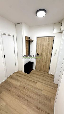Pronájem bytu 2+kk, po rekonstrukci, 42 m - Fotografie 5