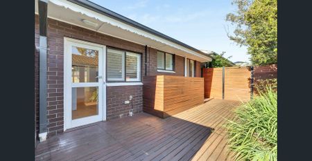 Charming 2-Bedroom Unit Offers Cosy Comfort! - Photo 5