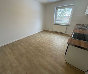 2 Zimmer-Wohnung mit Tageslichtbad mit Dusche und geräumiger Küche - Photo 6