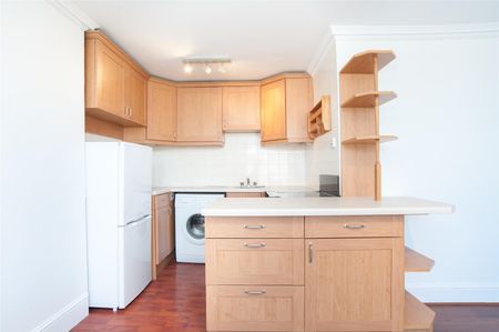 Canfield Gardens, South Hampstead, London - Photo 5