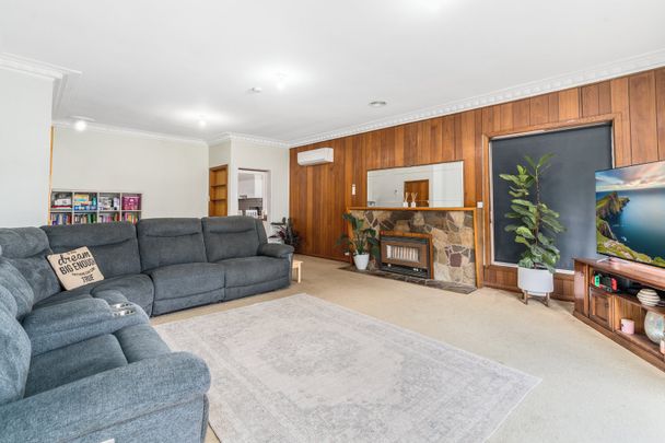 Modern Family Home in a Convenient Location - Photo 1