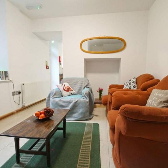 3 bedroom house share to rent - Photo 1