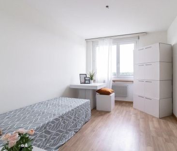Schöne moderne 3.5 Zimmerwohnung mit Balkon und grüne Umgebung - Photo 3