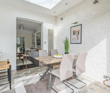 5 bedroom end of terrace house to rent - Photo 6