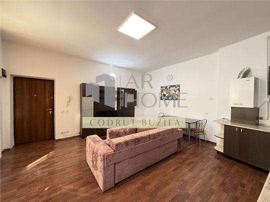 Apartament 2 camere, zona ultracentrala, Ploiesti - Fotografie 1