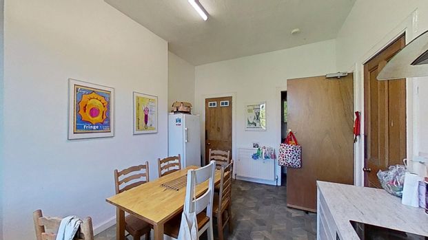 4 bedroom apartment to rent - Photo 1