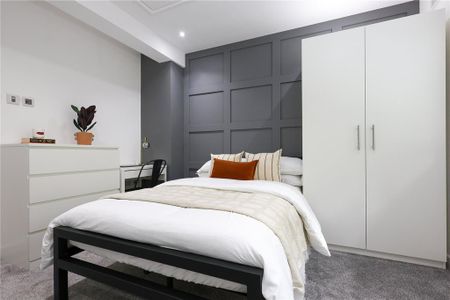 6 bedroom semi-detached house to rent - Photo 4