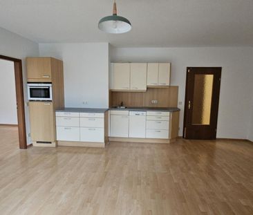 Hofseitig & absolut ruhig! 2-Zimmer-Wohnung mit Terrasse/Garten – N... - Photo 3