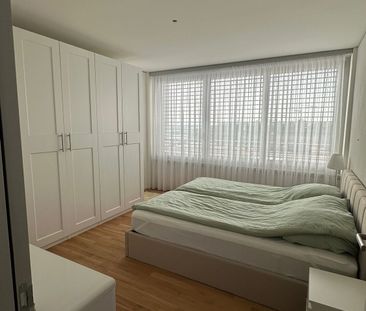 APPARTEMENT DE 3 PIÈCES À CHAM (ZG), MEUBLÉ, TEMPORAIRE - Photo 4