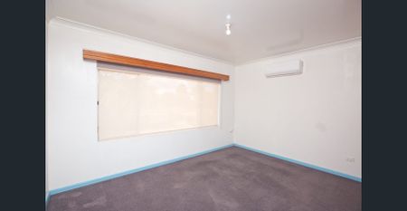 Charming 3-Bedroom Family Home in Prime East Griffith Location - Photo 5