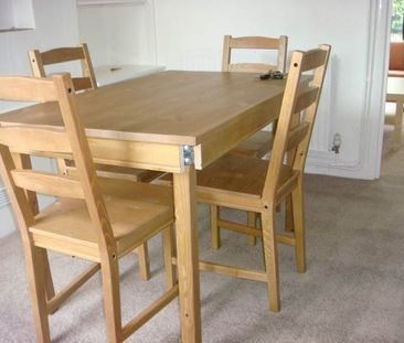2 bed house to rent in Artillery Street, Colchester - Photo 2
