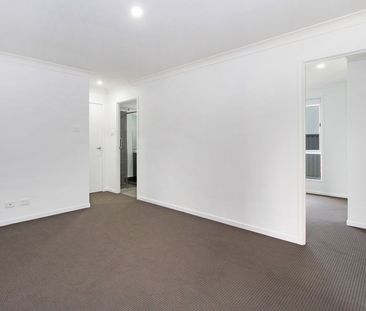 Stylish Family Living at Its Finest - Photo 5