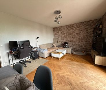 Location Appartement 3 pièces 59m² - Photo 2