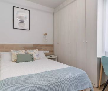 Room in a shared 5-bedroom apartment for rent in Puerta del Ángel - Photo 6
