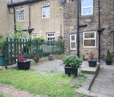 3 bedroom terraced house to rent - Photo 3