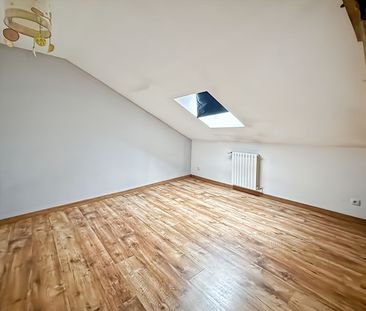 House - Photo 3