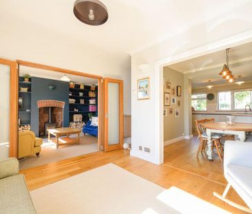 3 bedroom detached house to rent - Photo 2