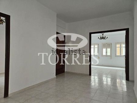 Alquiler de piso en Perchel sur - El Bulto - Photo 3