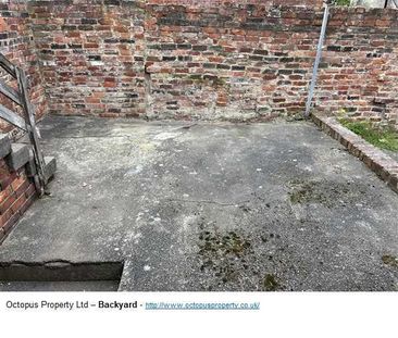 3 bedroom flat to rent - Photo 6