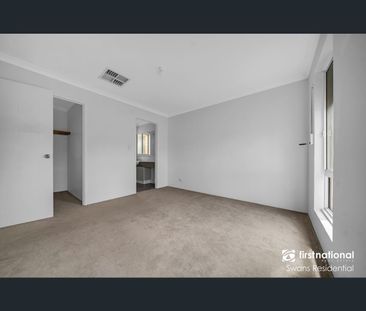 25 Marden Grange, Aveley, WA 6069 - Photo 4