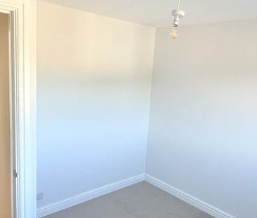 2 bedroom maisonette to rent - Photo 3