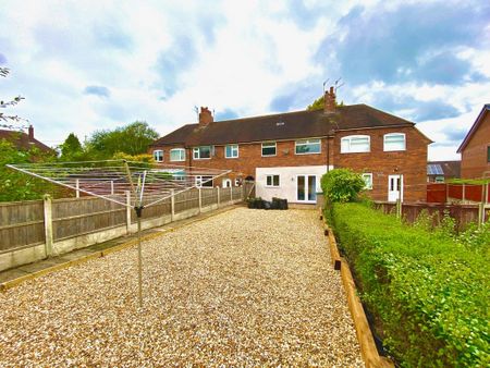 4 bedroom terraced house to rent - Photo 4