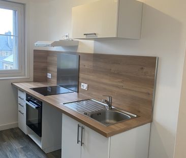 Location Appartement 3 pièces 69m² COUTANCES 50200 - Photo 4