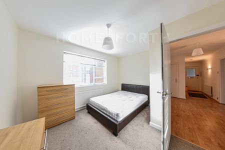 2 Bedroom Flat - Photo 5