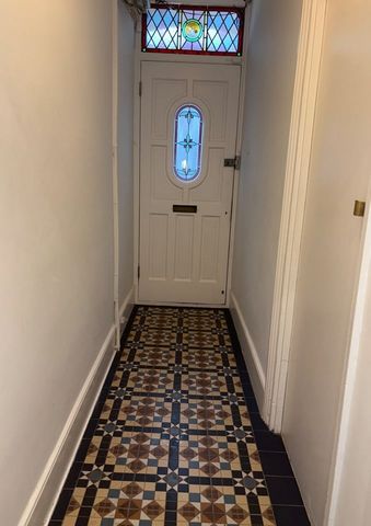 1 Bed Flat, Selby Road, E11 - Photo 4