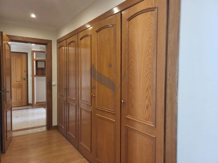 2 room luxury Flat for rent in Sintra, Portugal - Photo 2