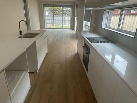 Modern Lifestyl Living - Photo 2