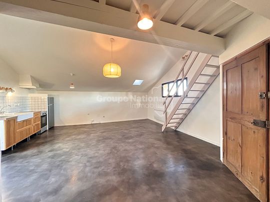 A LOUER Appartement T2 de 60m² centre de Chateauneuf Du Pape, - Photo 1