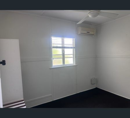 2/6a Forth Street, South Mackay, Qld 4740 - Photo 1