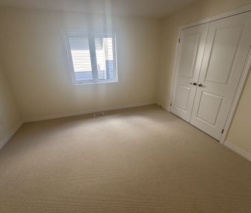 For Lease - 4 Gilham Way, Brant, Ontario - Photo 4