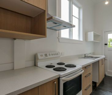 Just Listed � Renovated 3-Bedroom Home | Prime Location | Ready to ... - Photo 2